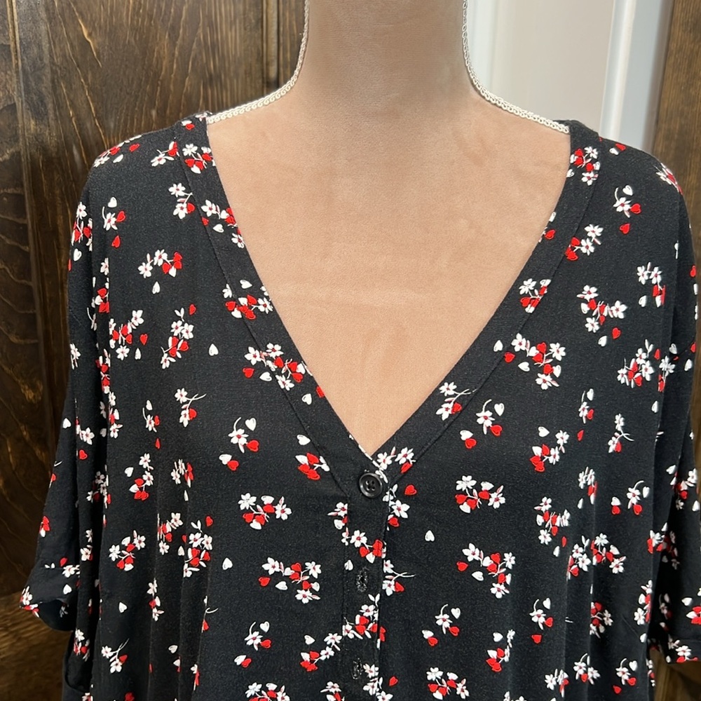 NWT Romper - Picture 2 of 5